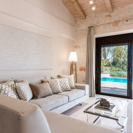 Porto Vasilikos Villas Xirokástellon エクステリア 写真