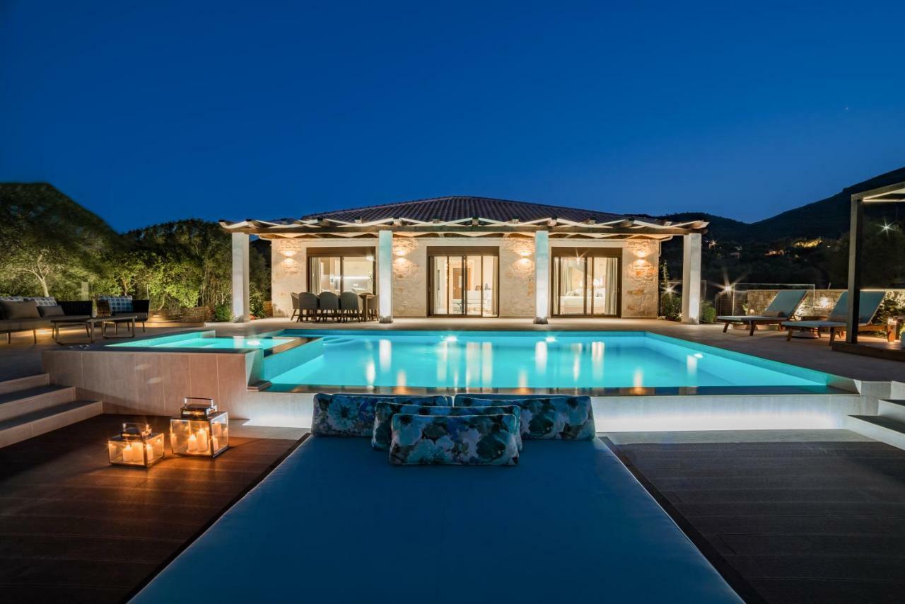 Porto Vasilikos Villas Xirokástellon エクステリア 写真
