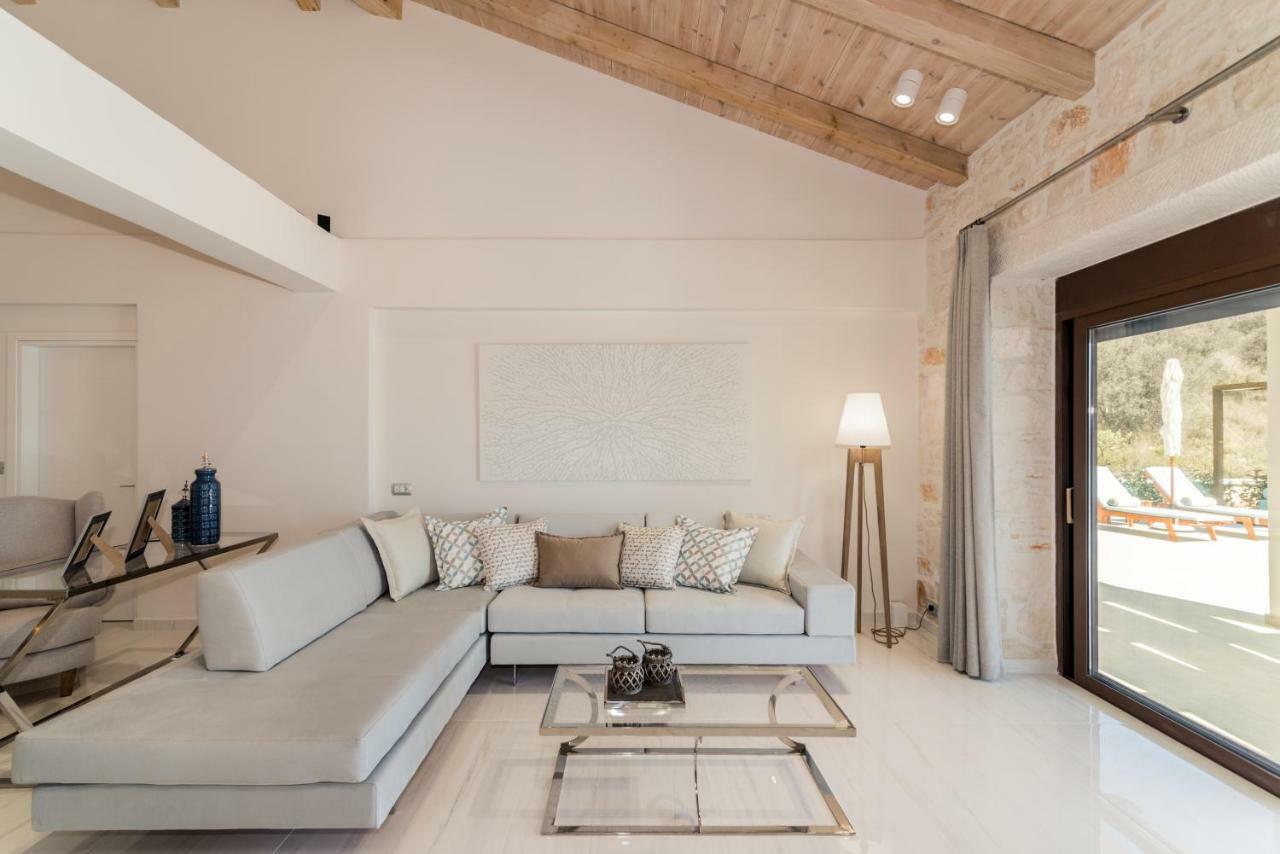 Porto Vasilikos Villas Xirokástellon エクステリア 写真